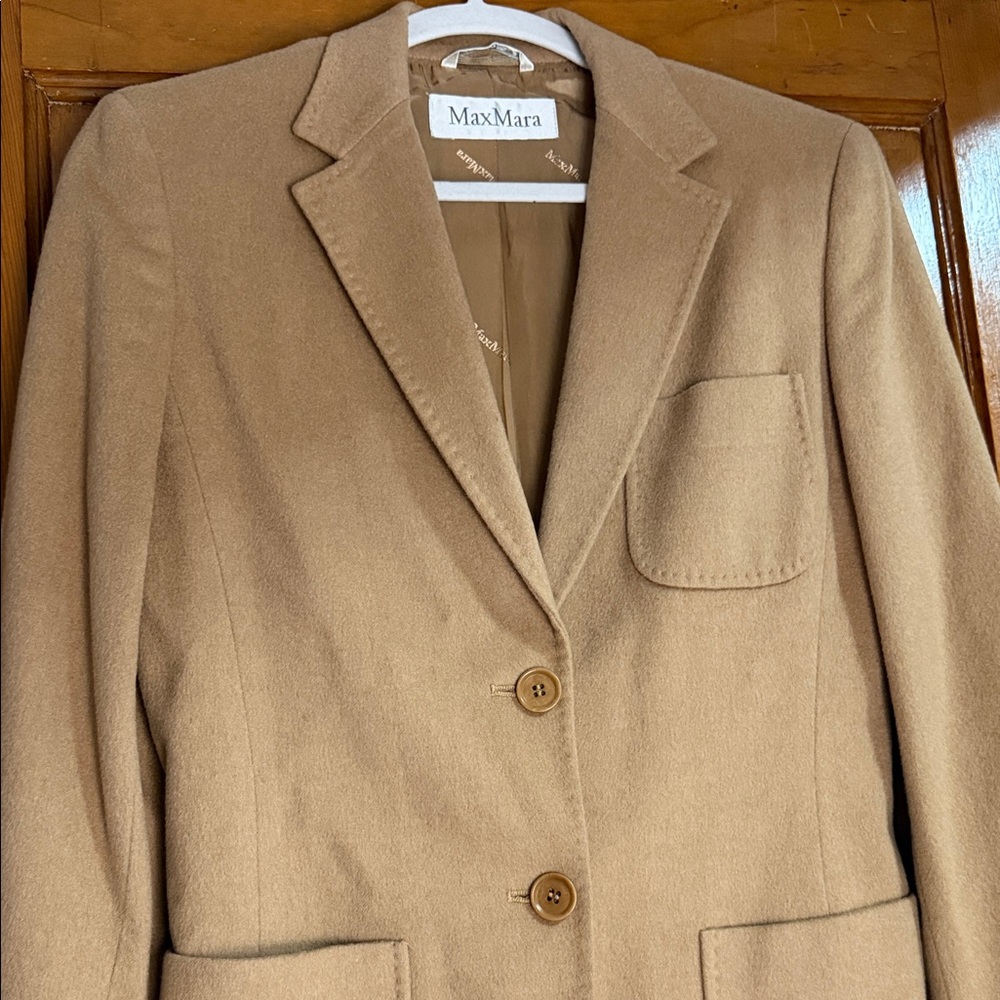 MaxMara Womens Classic Camel Hair Blazer - Picture 3 of 14